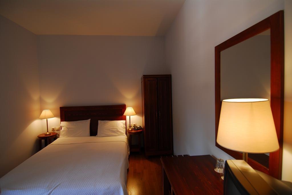 Hotel Papanastasiou Elati  Экстерьер фото
